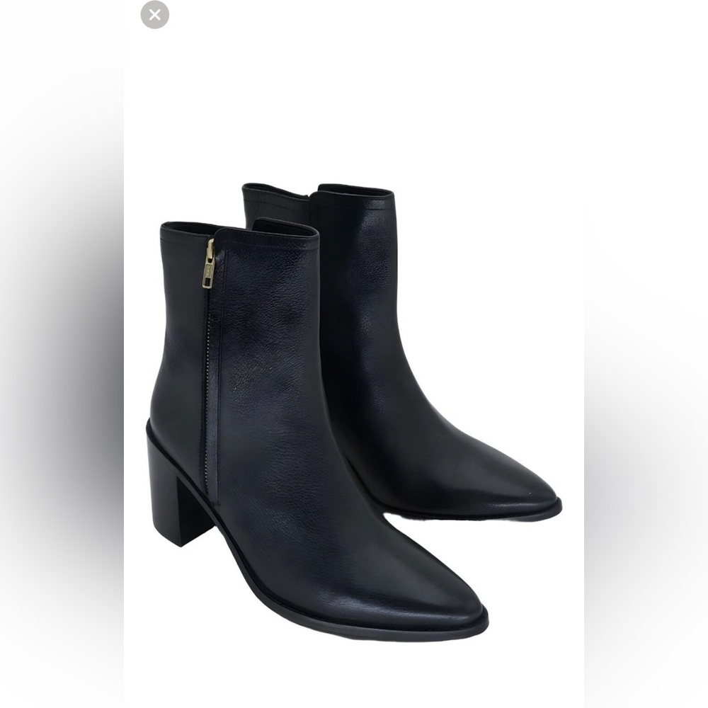 Seychelles Women's Desirable Fashion
Boot, Black - Size 8.5